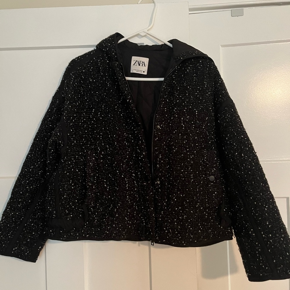 Zara women’s hooded coat, XS, very good used condition